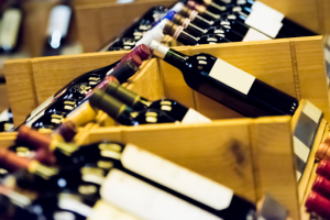 Sidnei Piva de Jesus convida você a explorar os vinhos mais marcantes das principais regiões produtoras do mundo.