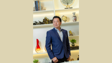 Abdominoplastia 360 virou queridinha por remodelar a cintura inteira com harmonia, afirma Milton Seigi Hayashi.